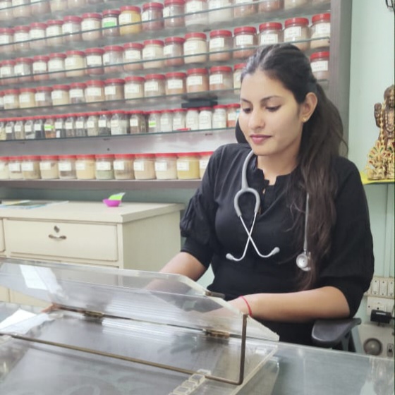 Dr. Prieti Singhal, BAMS BAMS (Doctor -Salasar Ayurved) (General Physician)